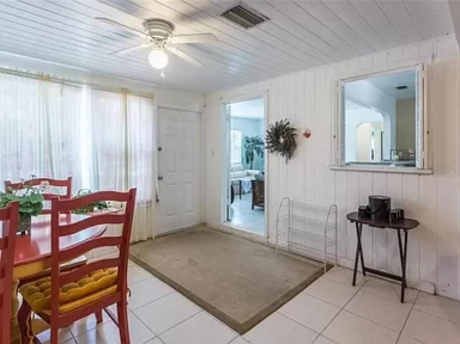 Lovely 1 Bedroom Unit Across From Lido Key Beach Sarasota Eksteriør billede